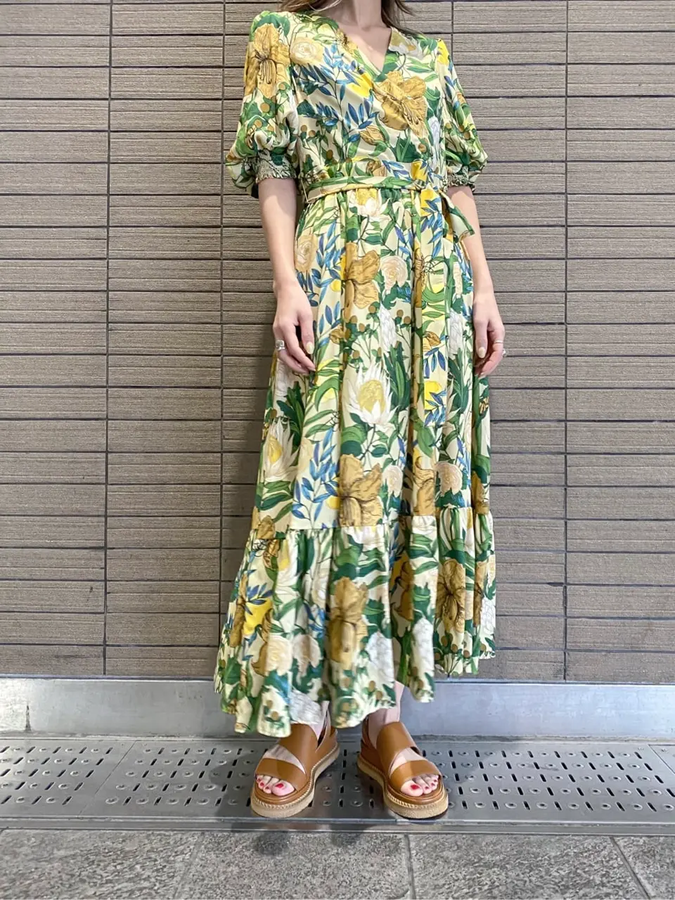 ORIGINATED IN GRACE CONTINENTAL yukimi yonee コーディネート画像