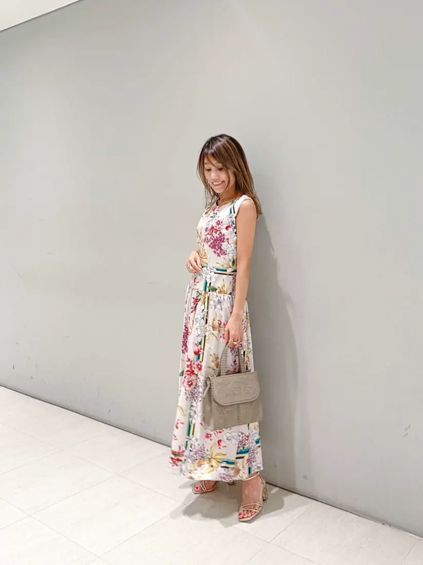 ORIGINATED IN GRACE CONTINENTAL yukimi yonee コーディネート画像