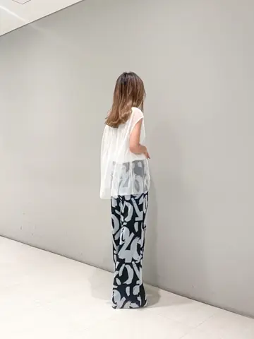 ORIGINATED IN GRACE CONTINENTAL yukimi yonee コーディネート画像