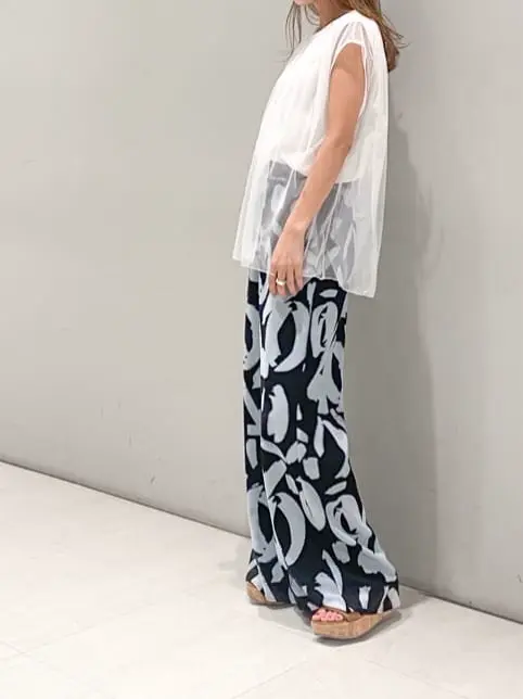 ORIGINATED IN GRACE CONTINENTAL yukimi yonee コーディネート画像