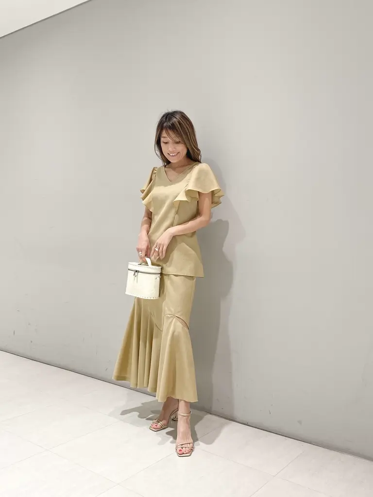 ORIGINATED IN GRACE CONTINENTAL yukimi yonee コーディネート画像