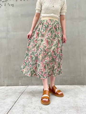 ORIGINATED IN GRACE CONTINENTAL 三浦　芙優 コーディネート画像