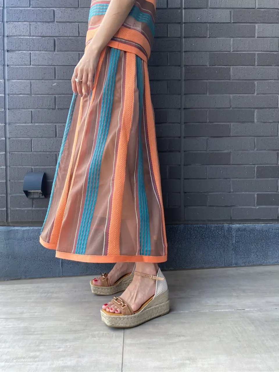 ORIGINATED IN GRACE CONTINENTAL yukimi yonee コーディネート画像