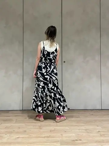 ORIGINATED IN GRACE CONTINENTAL 三浦　芙優 コーディネート画像