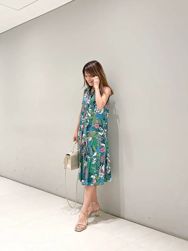 ORIGINATED IN GRACE CONTINENTAL yukimi yonee コーディネート画像