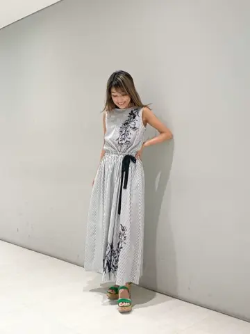 ORIGINATED IN GRACE CONTINENTAL yukimi yonee コーディネート画像