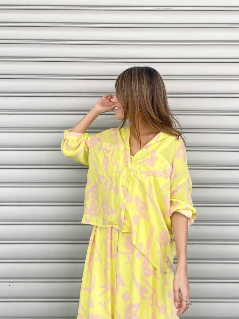 ORIGINATED IN GRACE CONTINENTAL yukimi yonee コーディネート画像