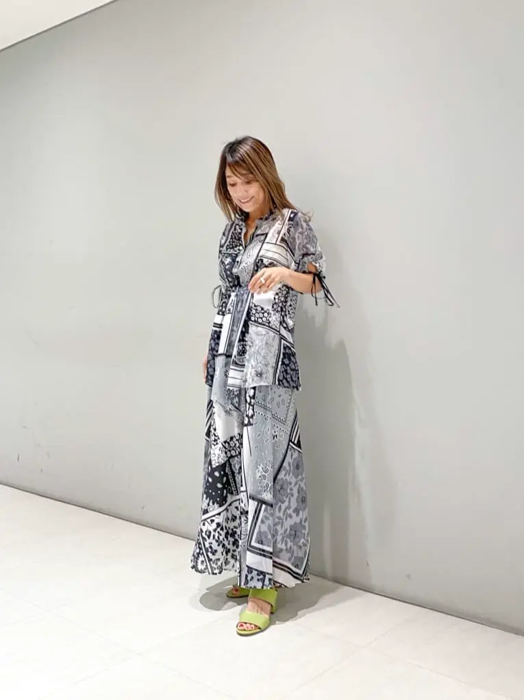 ORIGINATED IN GRACE CONTINENTAL yukimi yonee コーディネート画像