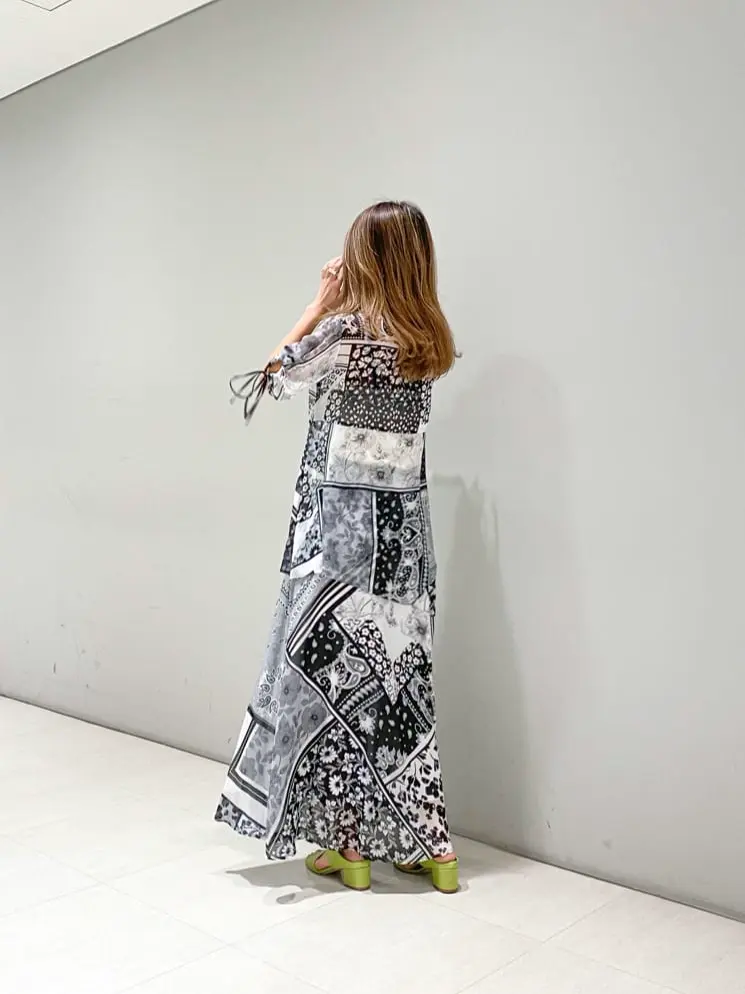 ORIGINATED IN GRACE CONTINENTAL yukimi yonee コーディネート画像