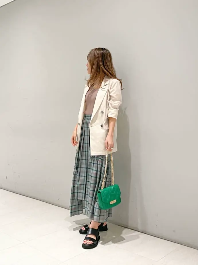 ORIGINATED IN GRACE CONTINENTAL yukimi yonee コーディネート画像