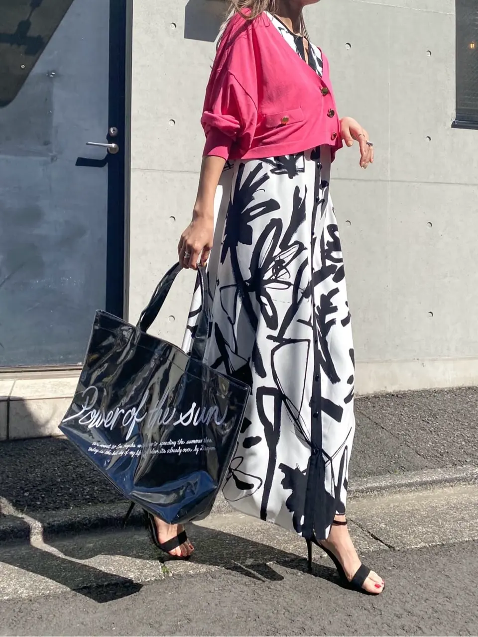 ORIGINATED IN GRACE CONTINENTAL yukimi yonee コーディネート画像