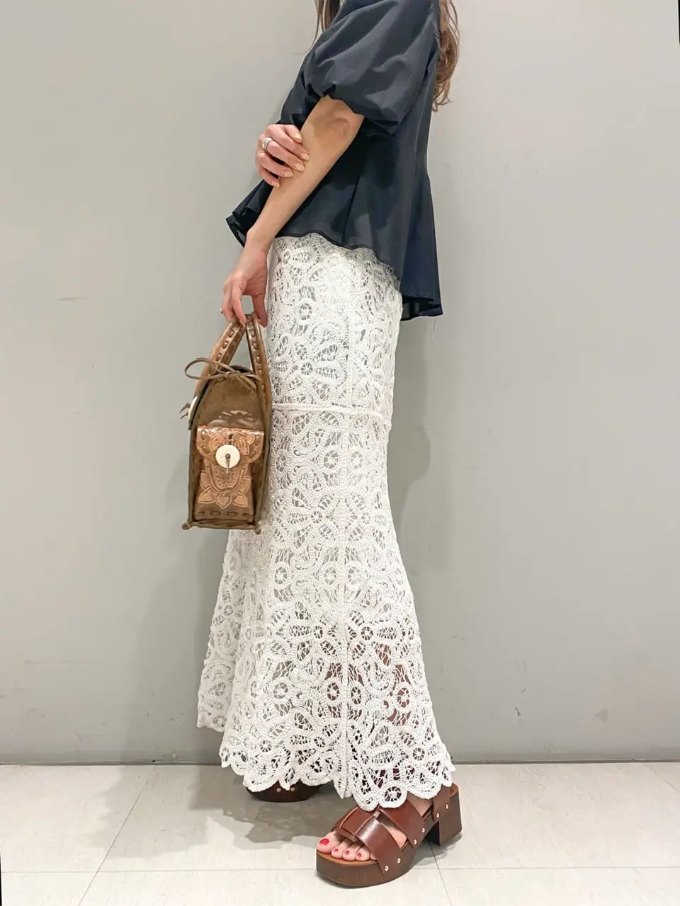 ORIGINATED IN GRACE CONTINENTAL yukimi yonee コーディネート画像