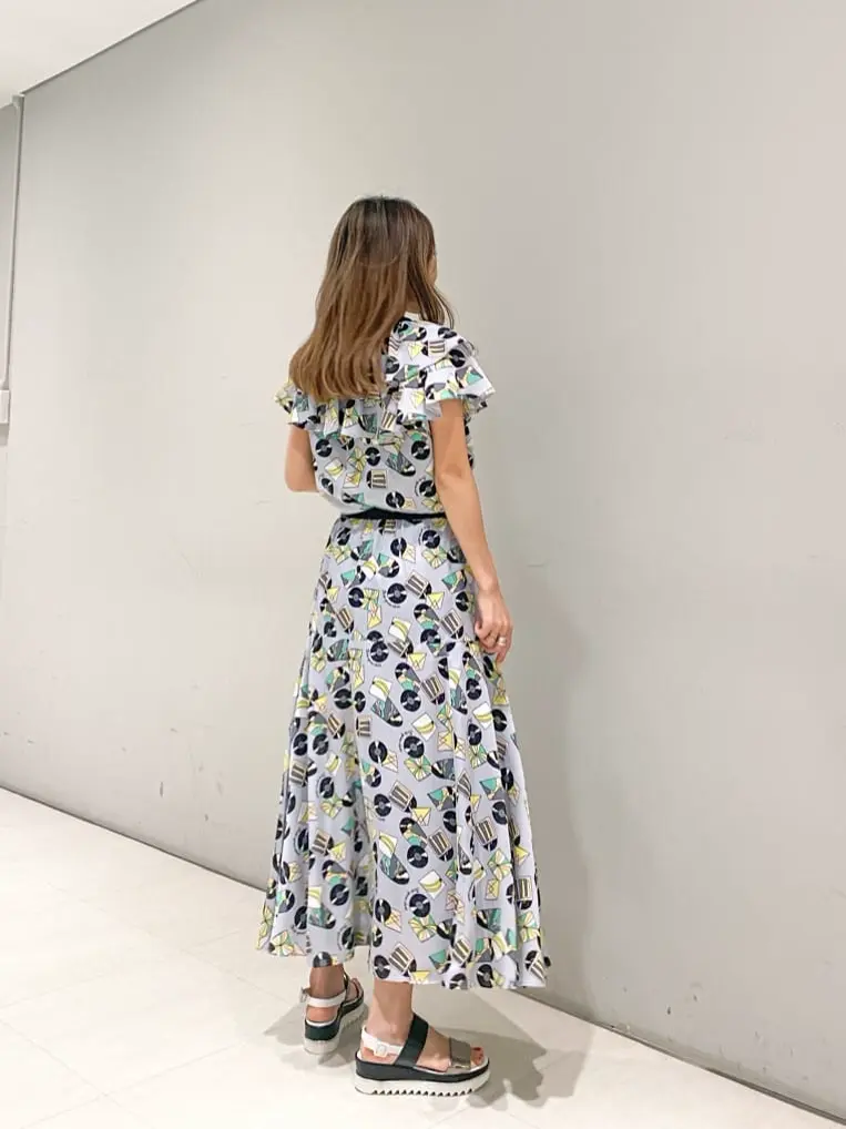 ORIGINATED IN GRACE CONTINENTAL yukimi yonee コーディネート画像