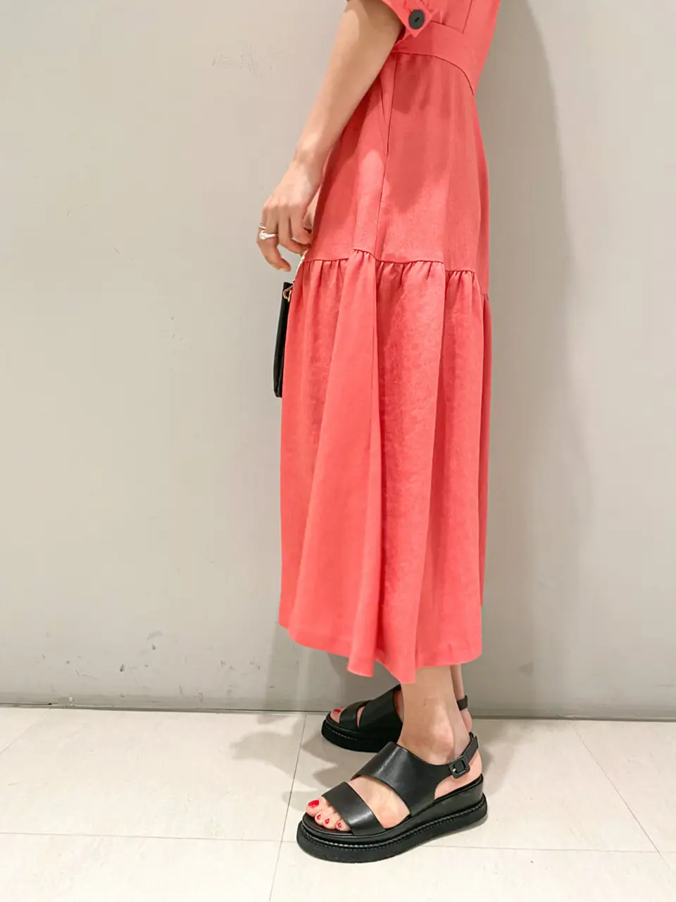 ORIGINATED IN GRACE CONTINENTAL yukimi yonee コーディネート画像