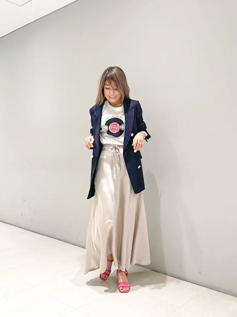 ORIGINATED IN GRACE CONTINENTAL yukimi yonee コーディネート画像