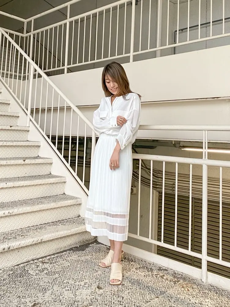 ORIGINATED IN GRACE CONTINENTAL yukimi yonee コーディネート画像