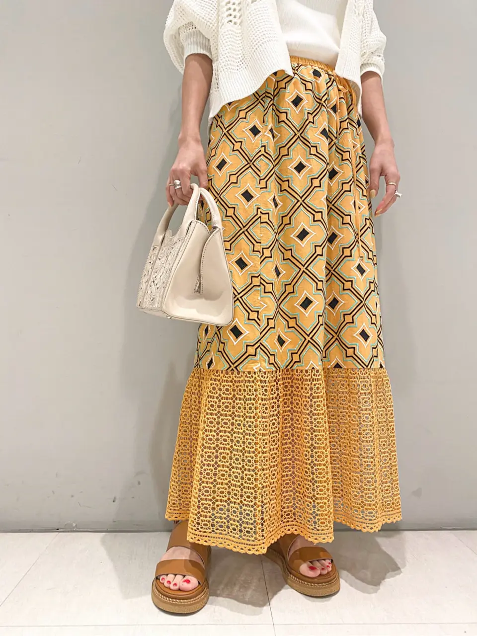 ORIGINATED IN GRACE CONTINENTAL yukimi yonee コーディネート画像