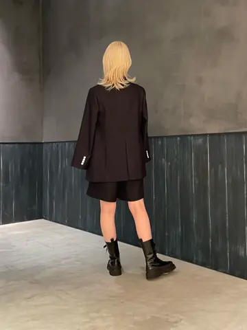 ORIGINATED IN GRACE CONTINENTAL 三浦　芙優 コーディネート画像