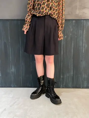 ORIGINATED IN GRACE CONTINENTAL 三浦　芙優 コーディネート画像