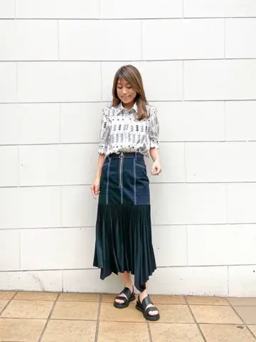 ORIGINATED IN GRACE CONTINENTAL yukimi yonee コーディネート画像