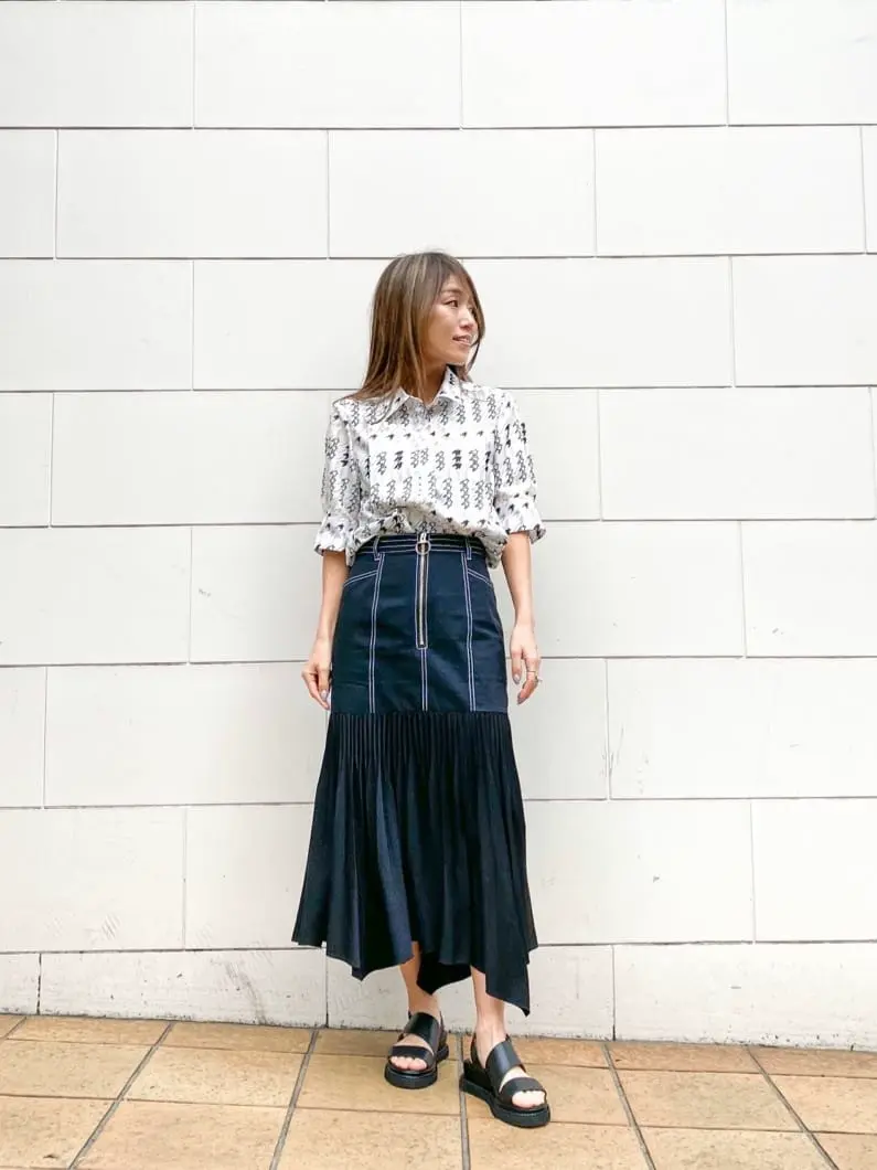 ORIGINATED IN GRACE CONTINENTAL yukimi yonee コーディネート画像