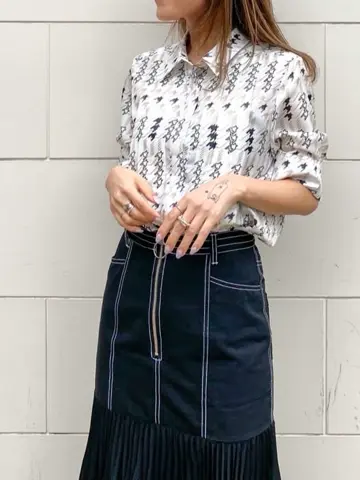 ORIGINATED IN GRACE CONTINENTAL yukimi yonee コーディネート画像