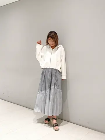 ORIGINATED IN GRACE CONTINENTAL yukimi yonee コーディネート画像