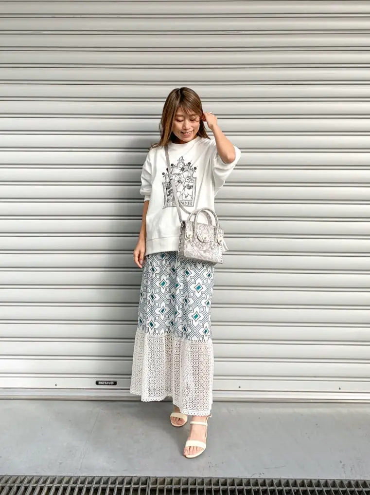 ORIGINATED IN GRACE CONTINENTAL yukimi yonee コーディネート画像