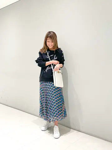 ORIGINATED IN GRACE CONTINENTAL yukimi yonee コーディネート画像