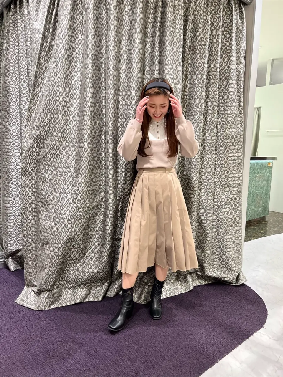 ORIGINATED IN GRACE CONTINENTAL Kaho コーディネート画像