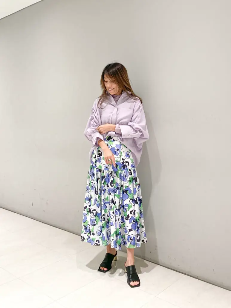 ORIGINATED IN GRACE CONTINENTAL yukimi yonee コーディネート画像