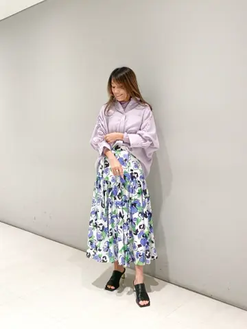 ORIGINATED IN GRACE CONTINENTAL yukimi yonee コーディネート画像