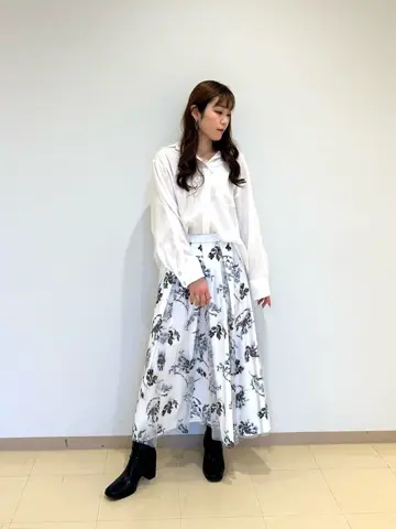 ORIGINATED IN GRACE CONTINENTAL Kaho コーディネート画像