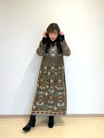 ORIGINATED IN GRACE CONTINENTAL Kaho コーディネート画像