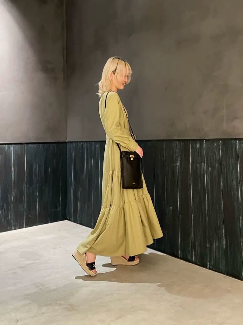 ORIGINATED IN GRACE CONTINENTAL 三浦　芙優 コーディネート画像