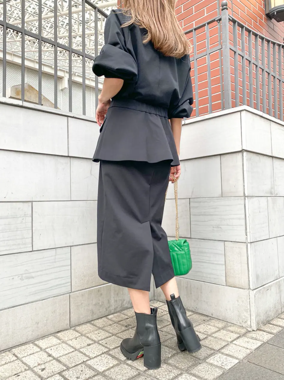 ORIGINATED IN GRACE CONTINENTAL yukimi yonee コーディネート画像