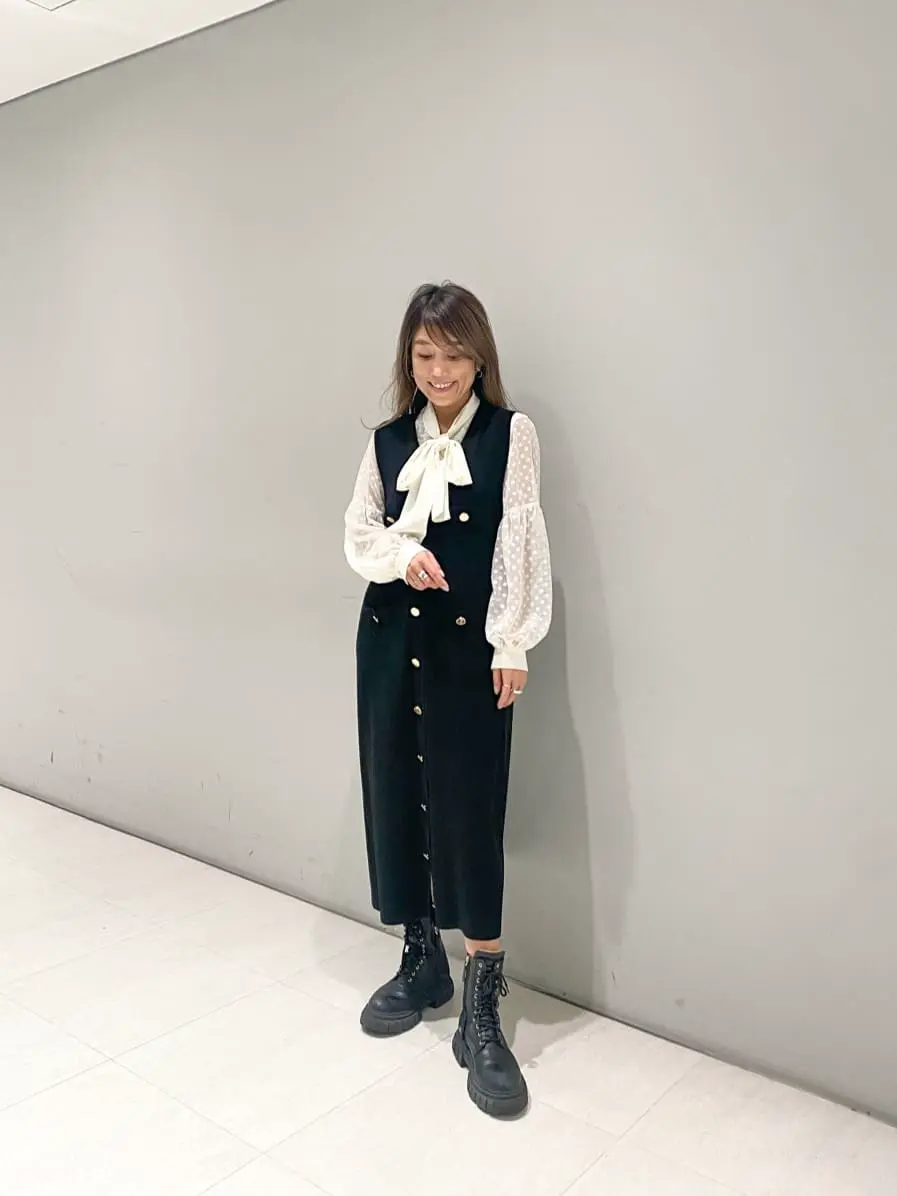 ORIGINATED IN GRACE CONTINENTAL yukimi yonee コーディネート画像