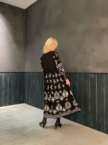 ORIGINATED IN GRACE CONTINENTAL 三浦　芙優 コーディネート画像