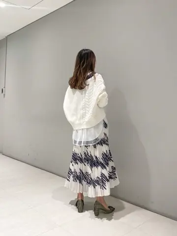 ORIGINATED IN GRACE CONTINENTAL yukimi yonee コーディネート画像