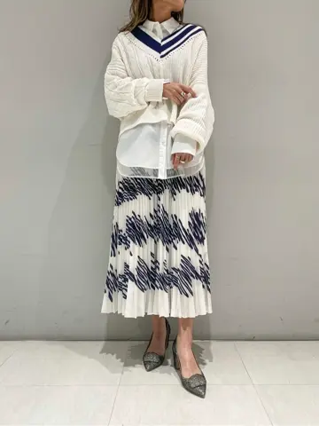 ORIGINATED IN GRACE CONTINENTAL yukimi yonee コーディネート画像