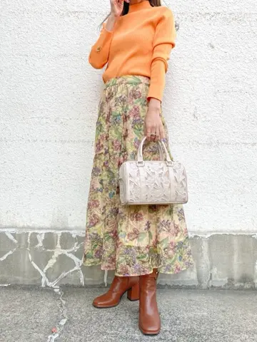 ORIGINATED IN GRACE CONTINENTAL yukimi yonee コーディネート画像