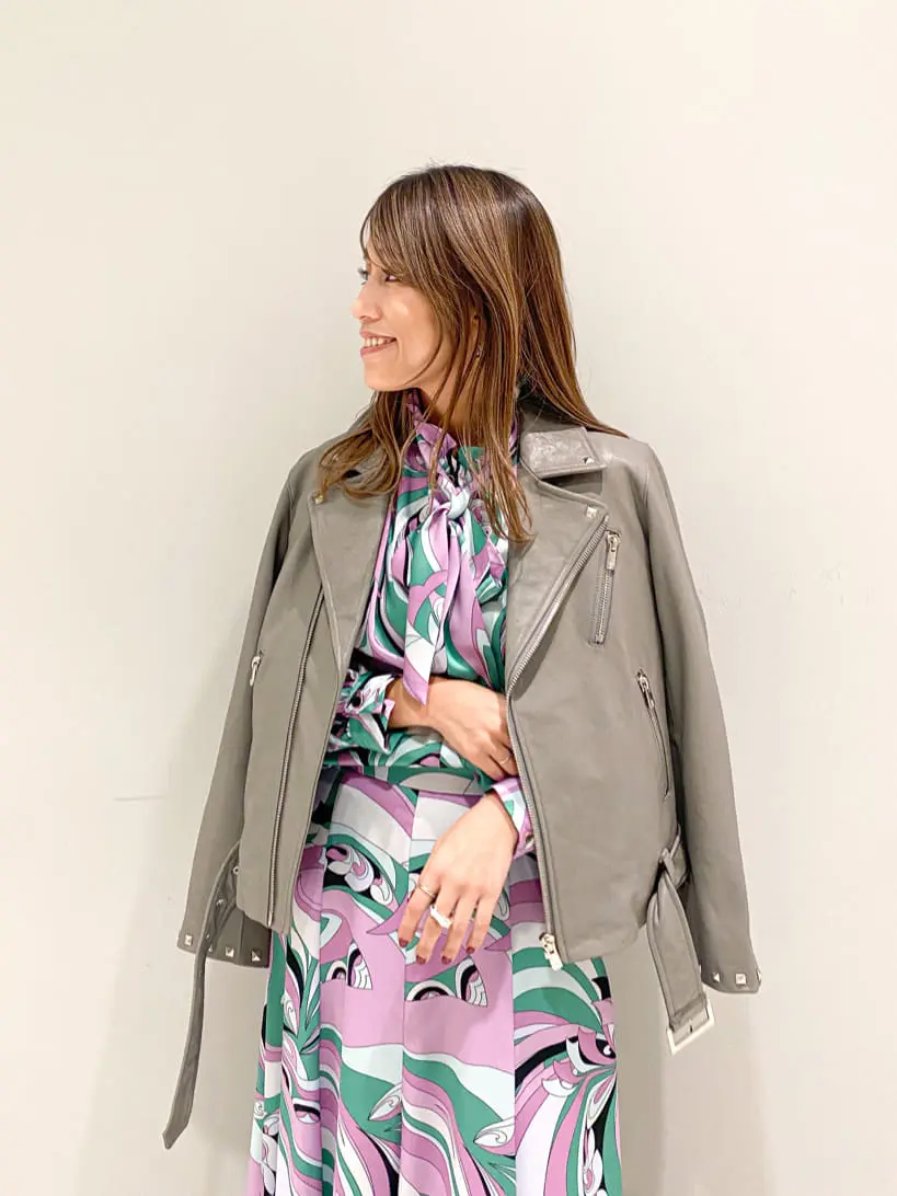 ORIGINATED IN GRACE CONTINENTAL yukimi yonee コーディネート画像