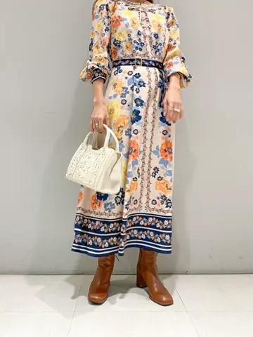 ORIGINATED IN GRACE CONTINENTAL yukimi yonee コーディネート画像