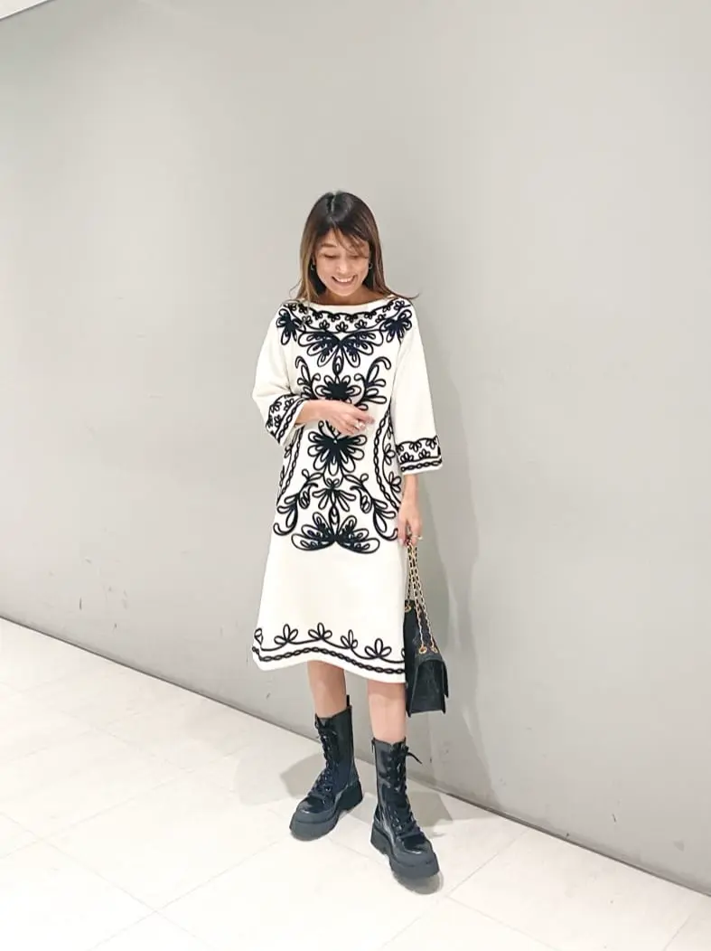 ORIGINATED IN GRACE CONTINENTAL yukimi yonee コーディネート画像