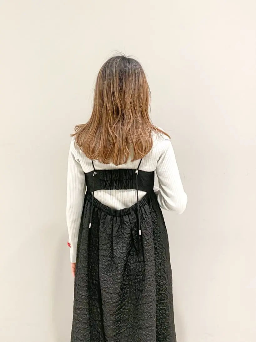 ORIGINATED IN GRACE CONTINENTAL yukimi yonee コーディネート画像