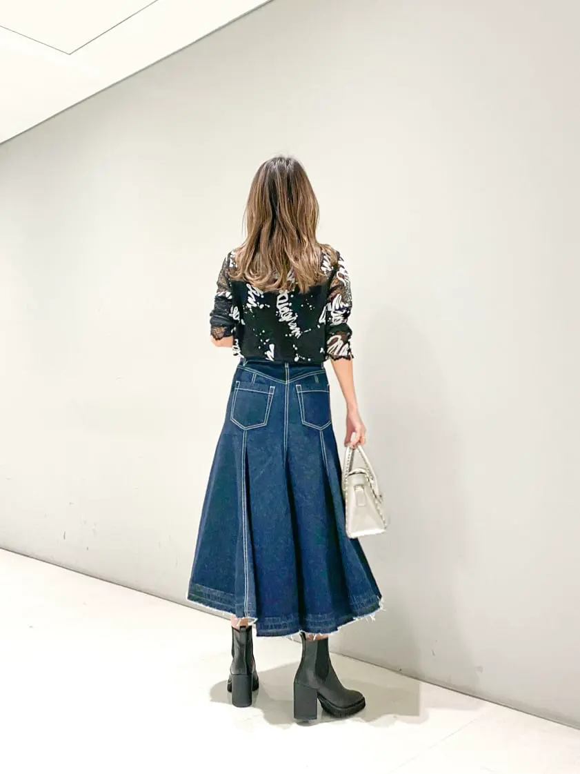 ORIGINATED IN GRACE CONTINENTAL yukimi yonee コーディネート画像