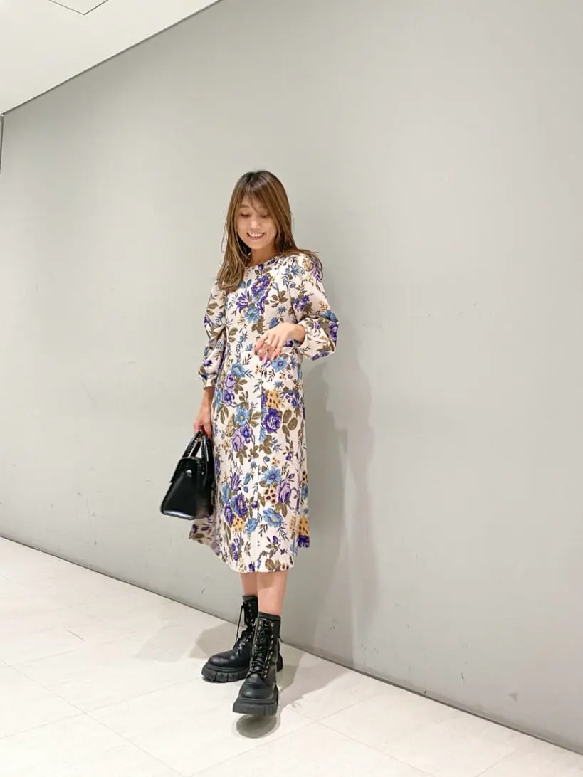 ORIGINATED IN GRACE CONTINENTAL yukimi yonee コーディネート画像