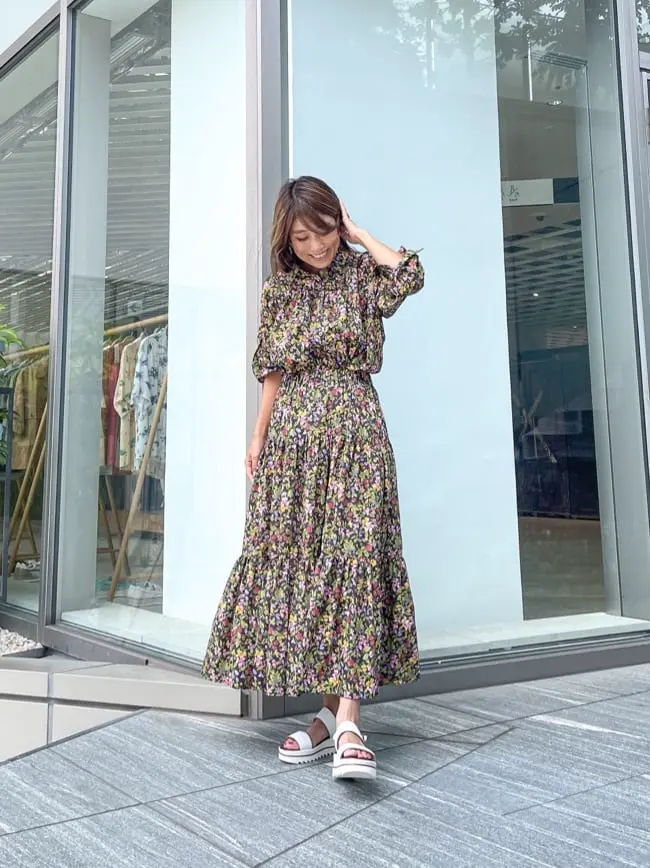 ORIGINATED IN GRACE CONTINENTAL yukimi yonee コーディネート画像