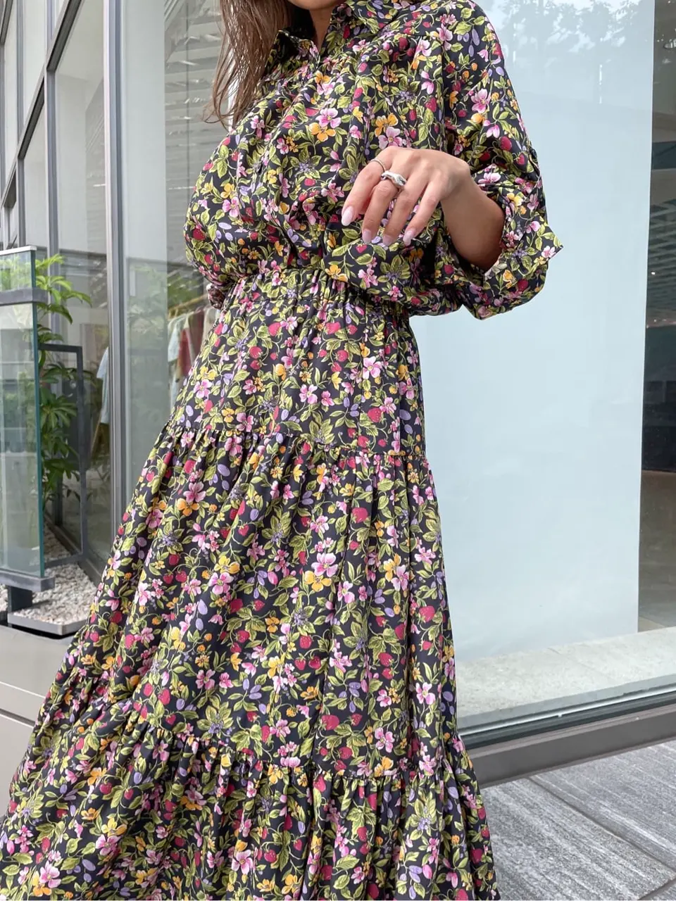 ORIGINATED IN GRACE CONTINENTAL yukimi yonee コーディネート画像