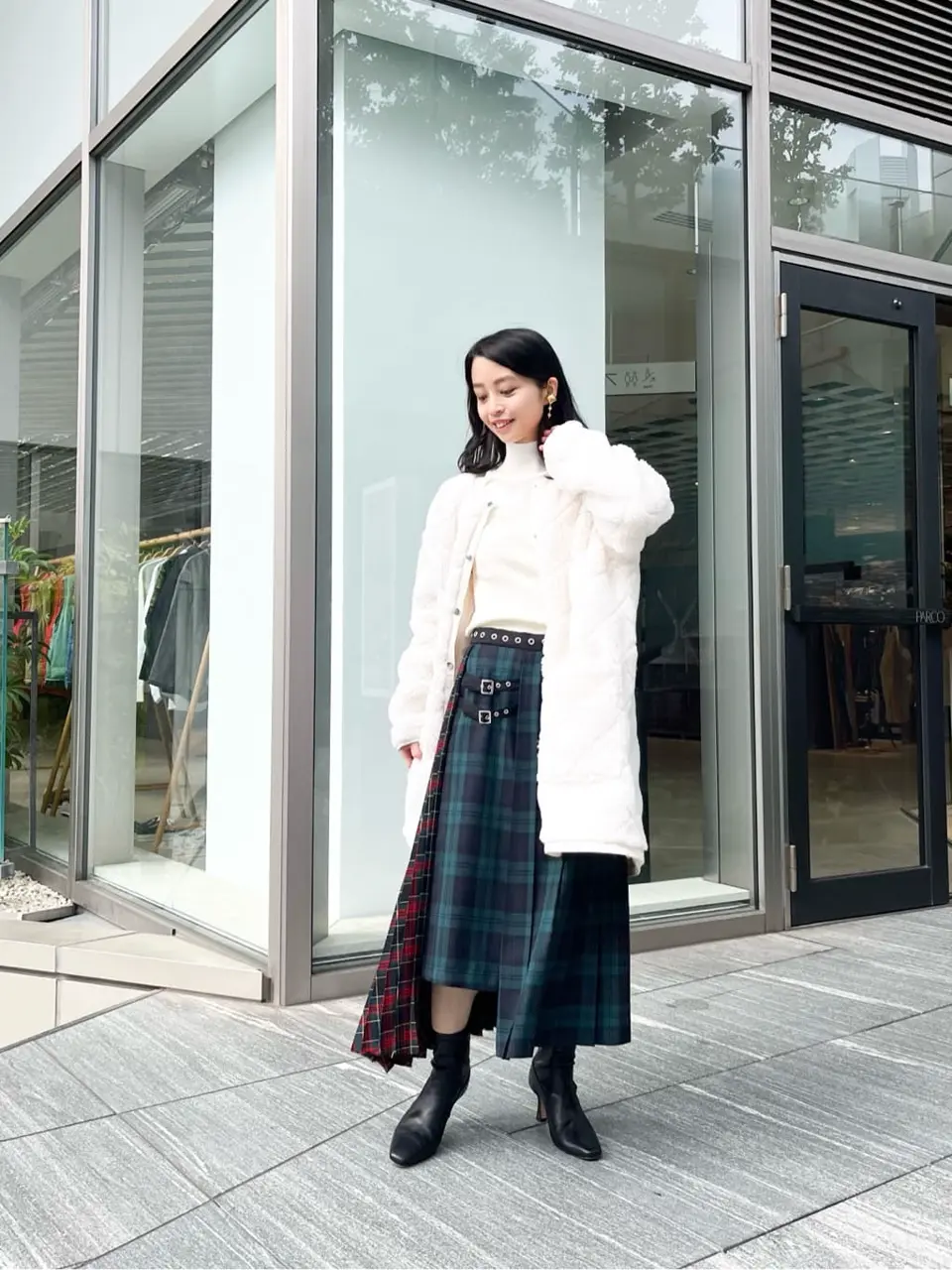 ORIGINATED IN GRACE CONTINENTAL yuri コーディネート画像